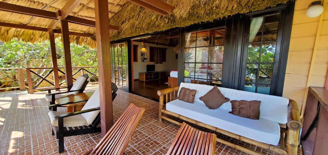 Portofino Beach Resort-An Authentic Island Escape! San Pedro  Bagian luar foto