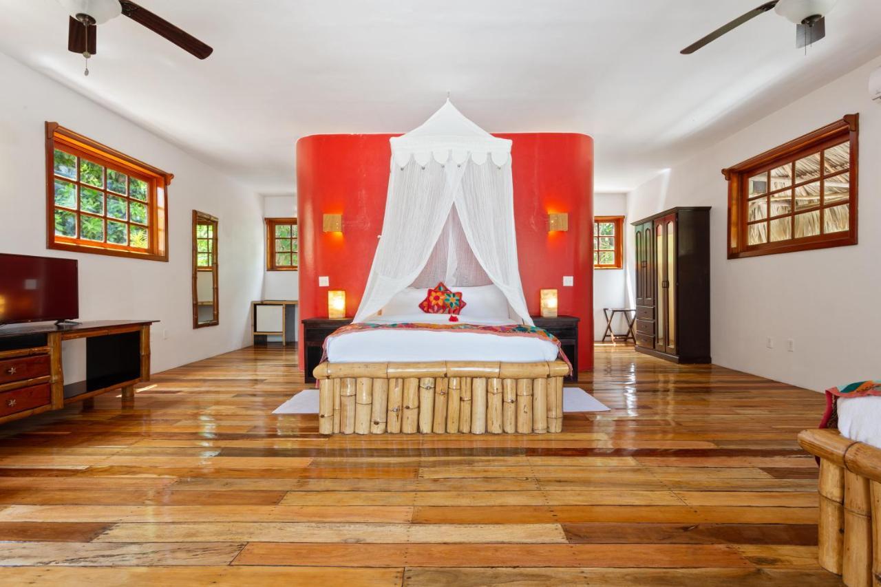 Portofino Beach Resort-An Authentic Island Escape! San Pedro  Bagian luar foto